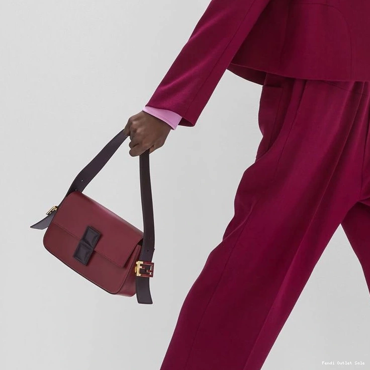 Affordable Bag Baguette Medium Leather Nappa Burgundy Fendi In Twist 0804